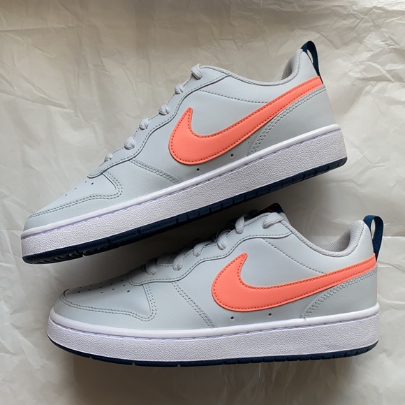 Nike court borough pure platinum shoes. Never worn. Brand new. Box has no lid - Picture 3 of 12